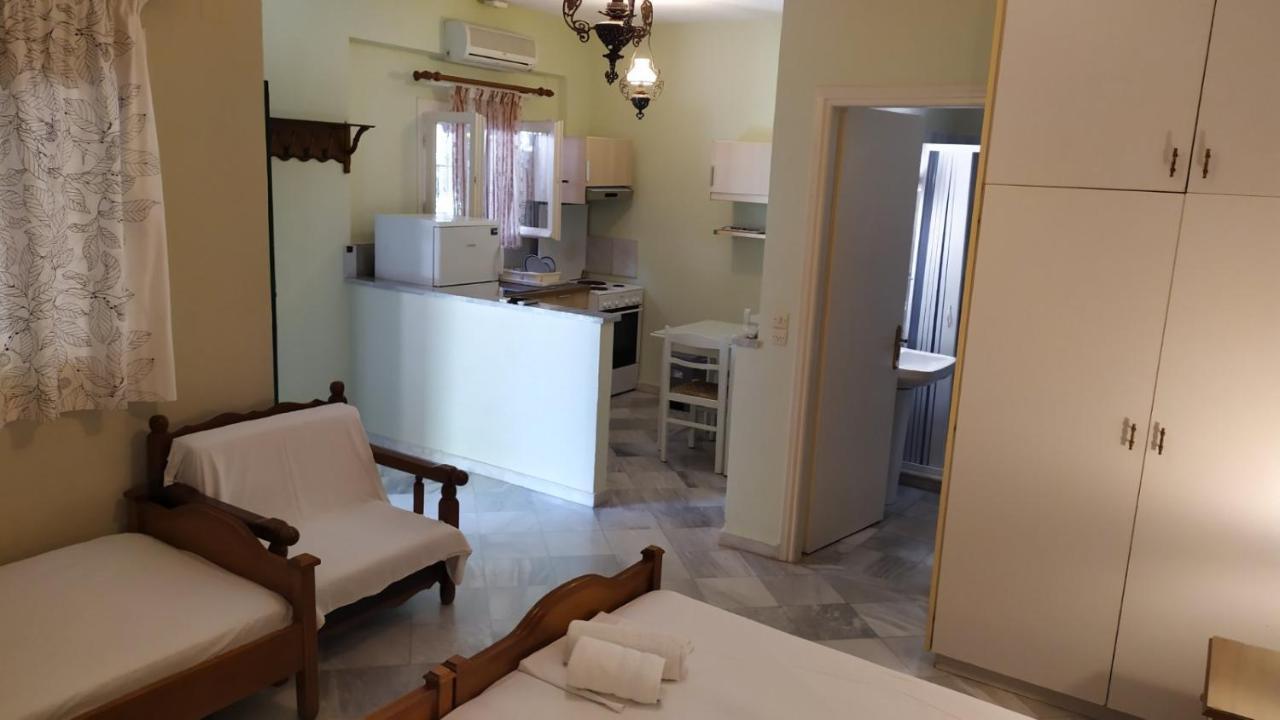 Grivas Apartments Sívota Pokój zdjęcie
