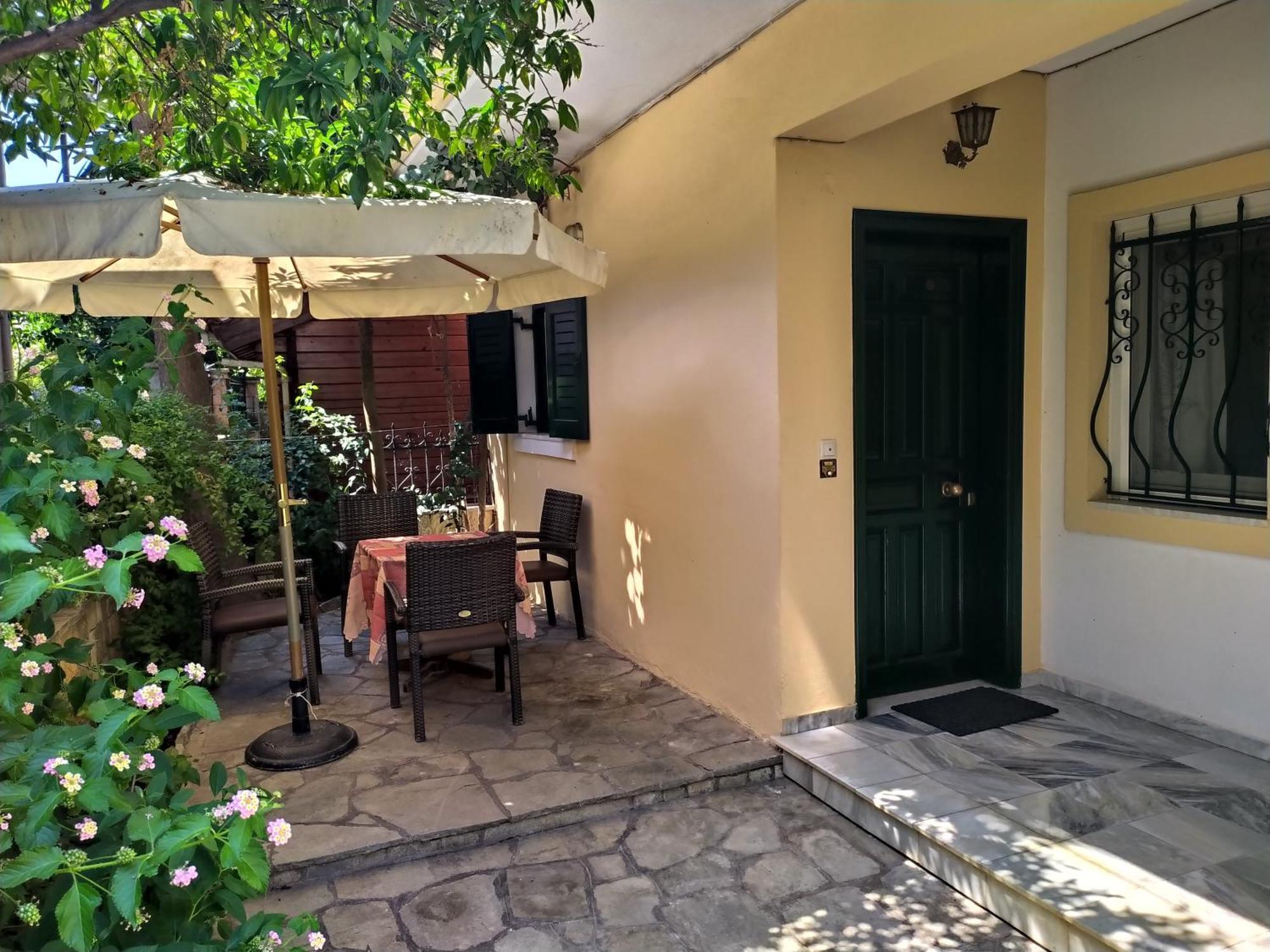 Grivas Apartments Sívota Zewnętrze zdjęcie